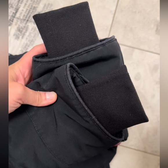 Warrantied Canada Goose x Holt Renfrew Limited Ed Trillium Parka size Small - Picture 7 of 10